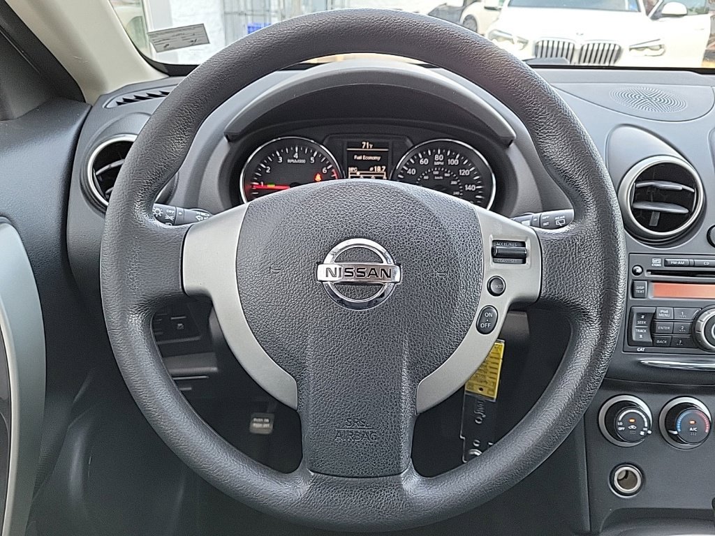 Used 2013 Nissan Rogue S AWD/4WD image 20