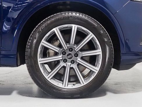 Used 2023 Audi Q7 2.0T Premium Plus w/ Premium Plus Package AWD/4WD image 56