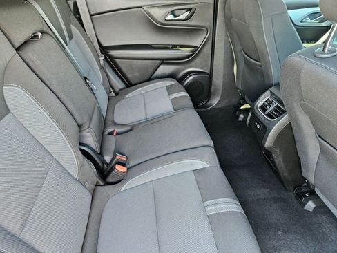 Used 2025 Chevrolet Blazer LT AWD/4WD image 18