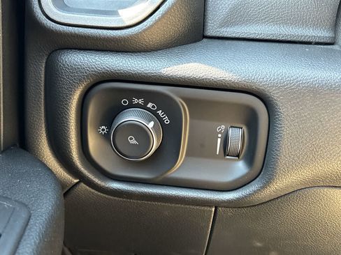 Used 2022 RAM 2500 Tradesman AWD/4WD image 10