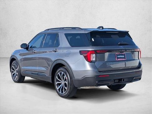 New 2026 Ford Explorer ST-Line RWD image 9