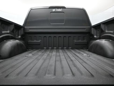 Used 2018 Ford F150 XLT w/ Equipment Group 302A Luxury RWD image 7