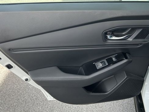 Used 2024 Honda Accord Touring image 11