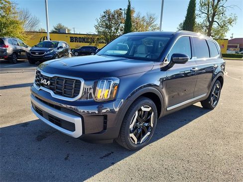 New 2025 Kia Telluride S image 7