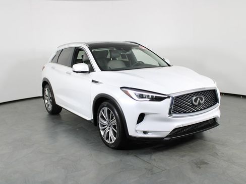 Used 2023 INFINITI QX50 Sensory AWD/4WD image 13