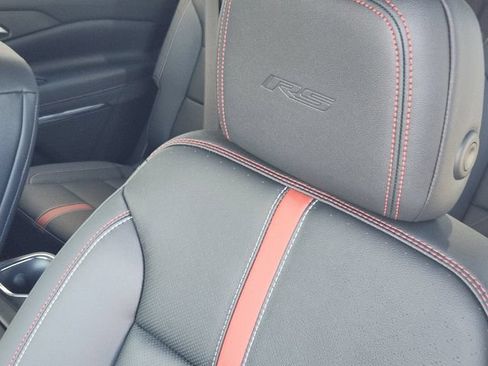 Used 2026 Chevrolet Traverse RS w/ LPO, Floor Liner Package AWD/4WD image 18