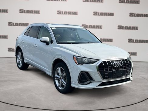 Used 2022 Audi Q3 2.0T Premium AWD/4WD image 7
