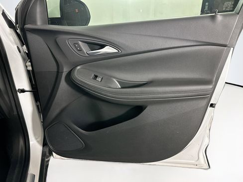 Used 2020 Buick Encore GX Select w/ Advanced Technology Package image 32