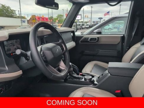 Used 2024 Ford Bronco Wildtrak AWD/4WD image 7