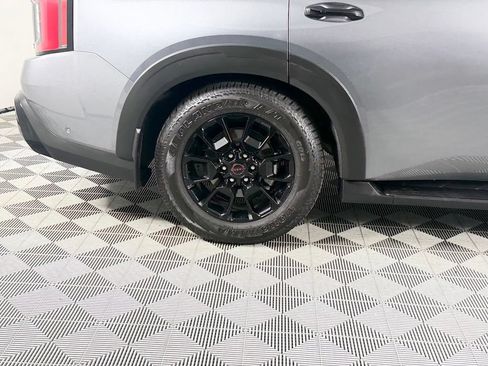 Used 2026 Nissan Armada PRO-4X w/ Captain's Chari Seat Package AWD/4WD image 11