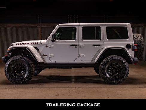 Used 2025 Jeep Wrangler Unlimited Rubicon AWD/4WD image 6