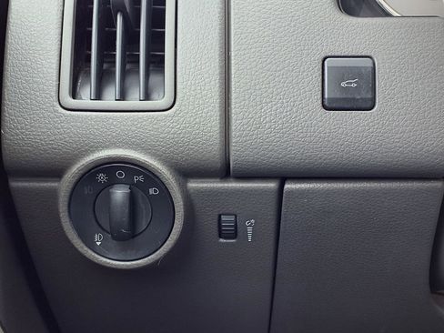 Used 2009 Ford Edge Limited image 16