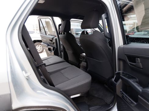 Used 2025 Toyota 4Runner Limited image 34