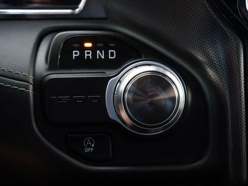 Used 2022 RAM 1500 Limited image 17