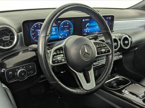 Used 2020 Mercedes-Benz A 220 4MATIC w/ Premium Package image 23