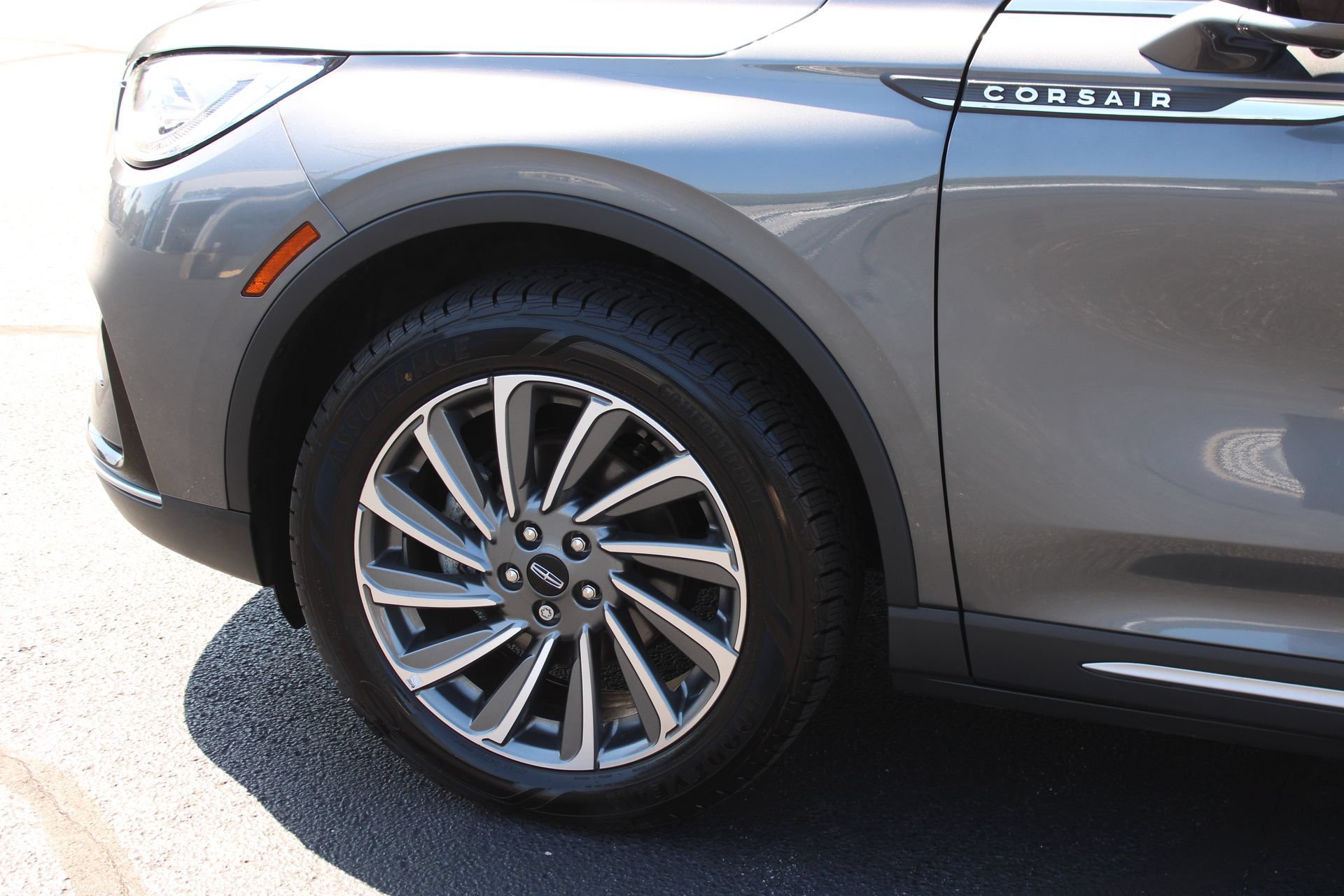 Used 2023 Lincoln Corsair Reserve w/ Equipment Group 201A AWD/4WD image 10