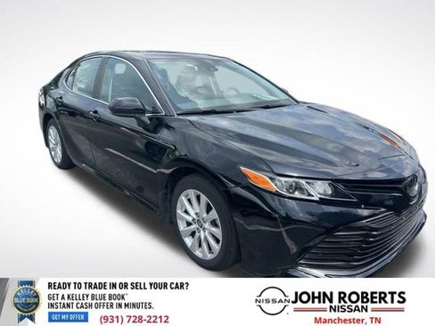 Used 2020 Toyota Camry LE FWD image 1