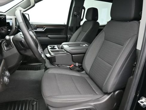 Used 2023 Chevrolet Silverado 1500 LT AWD/4WD image 22