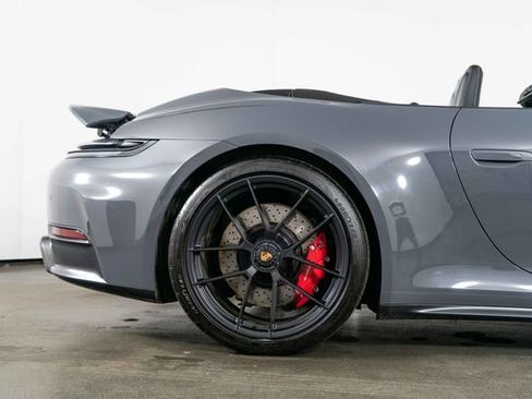 Used 2025 Porsche 911 Carrera GTS image 11