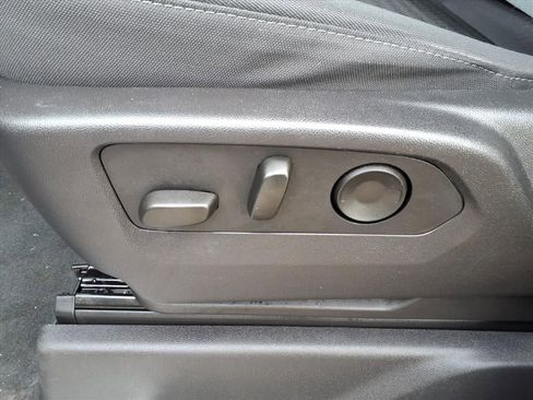 Certified 2024 GMC Sierra 1500 Elevation image 13