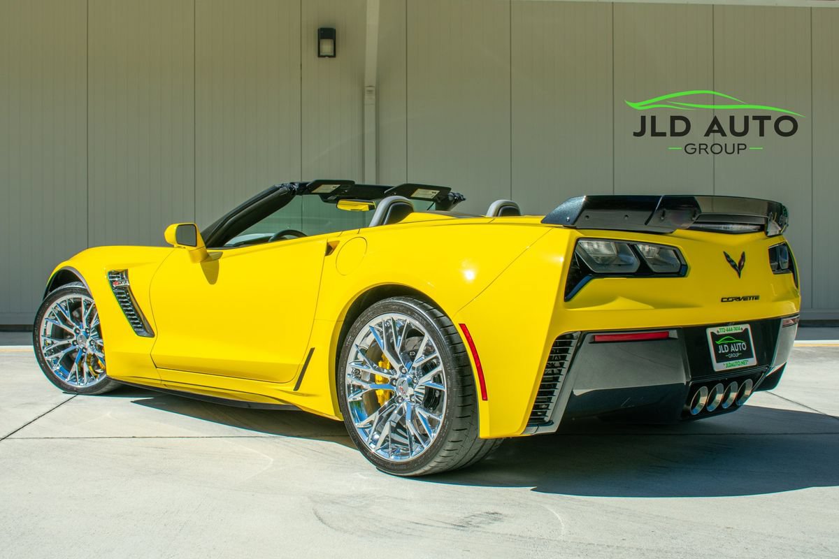 Used 2018 Chevrolet Corvette Z06 RWD image 7