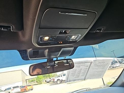 Used 2022 Ford F150 Lariat image 25