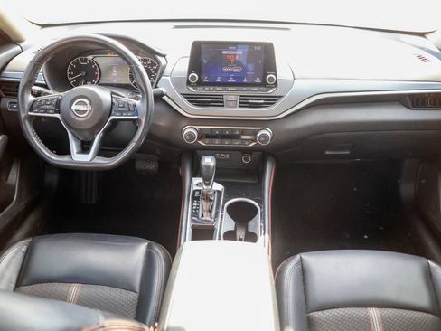Used 2023 Nissan Altima 2.5 SR FWD image 6