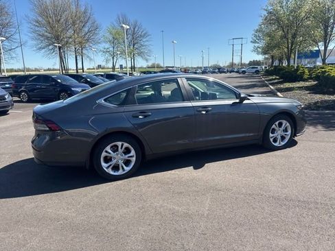 Used 2024 Honda Accord LX image 11