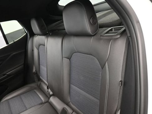 Used 2025 Buick Envista Preferred FWD image 28