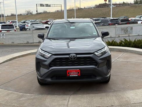 Used 2025 Toyota RAV4 LE image 12