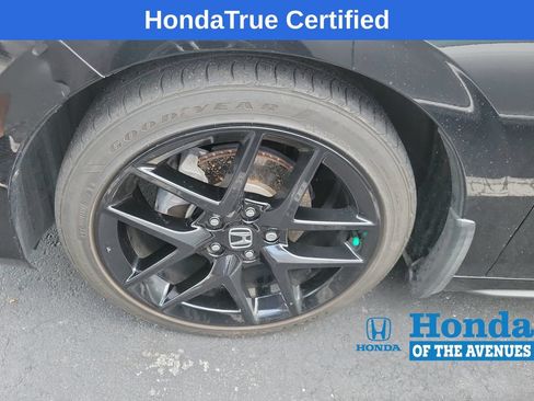 Certified 2024 Honda Civic Sport image 5
