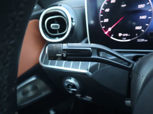 Used 2024 Mercedes-Benz C 300 4MATIC Sedan image 23