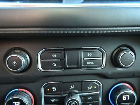 Used 2023 Chevrolet Tahoe LT image 26