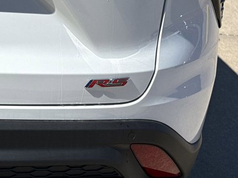 New 2026 Chevrolet Trax RS w/ Sunroof Package image 9