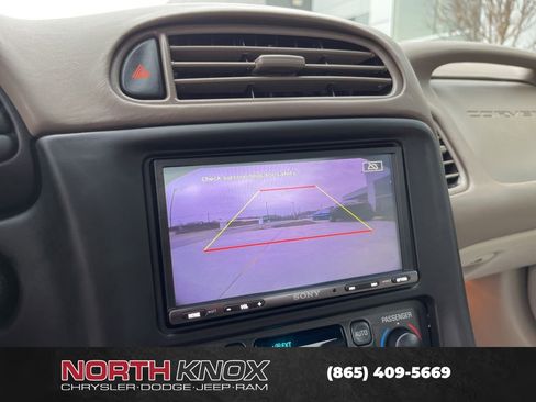 Used 2004 Chevrolet Corvette Convertible w/ Preferred Equipment Group image 11