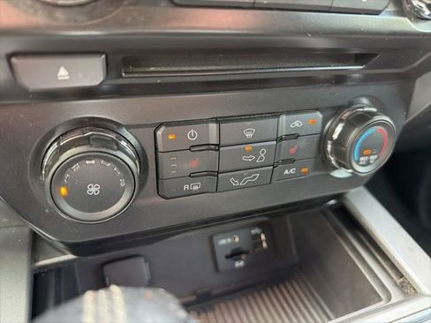 Used 2015 Ford F150 XLT w/ Equipment Group 302A Luxury image 29