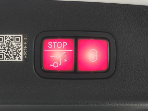 Certified 2026 Mercedes-Benz GLC 300 4MATIC image 28