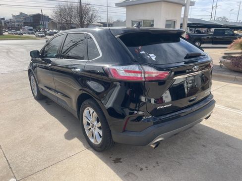 Used 2019 Ford Edge Titanium w/ Equipment Group 301A image 7