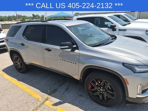 Used 2023 Chevrolet Traverse Premier w/ Redline Edition FWD image 16