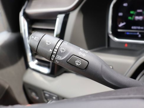Used 2024 GMC Sierra 2500 Denali Ultimate AWD/4WD image 18