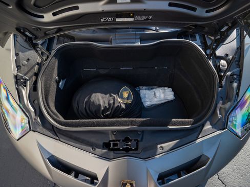 Used 2019 Lamborghini Aventador SVJ image 69