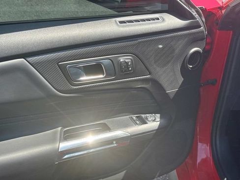 Used 2025 Ford Mustang GT Premium RWD image 14