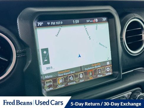 Used 2022 Jeep Wrangler Unlimited Sahara w/ LED Lighting Group AWD/4WD image 19