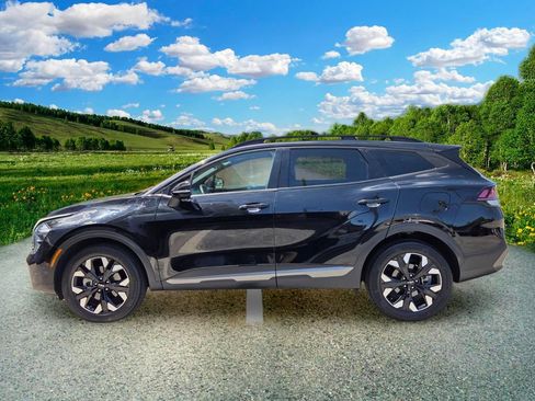 Used 2023 Kia Sportage X-Line w/ X-Line Premium Package AWD/4WD image 3