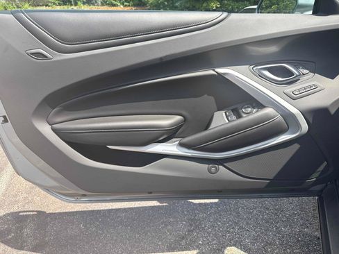 Used 2023 Chevrolet Camaro SS RWD image 10