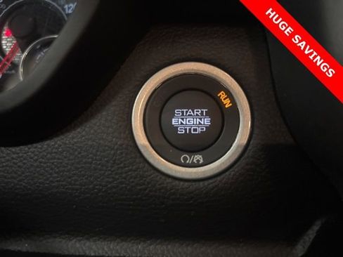 Used 2025 RAM 1500 Big Horn image 24