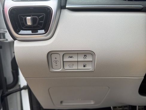 Used 2022 Kia Sorento SX Prestige w/ Panoramic Sunroof Package image 9