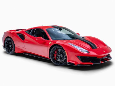 Used 2020 Ferrari 488 Pista Coupe RWD image 36