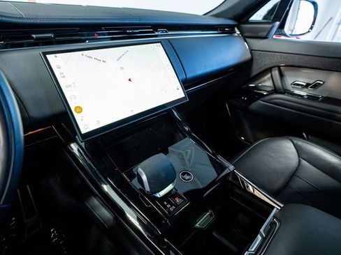 Used 2024 Land Rover Range Rover Sport Dynamic SE image 48