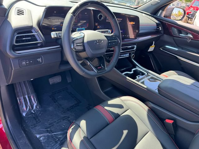 New 2027 Chevrolet Traverse RS w/ LPO, Floor Liner Package FWD image 13